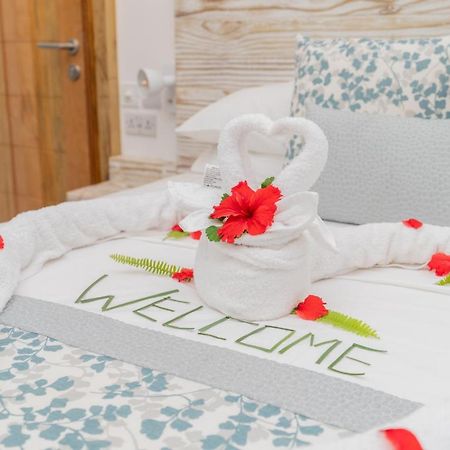 Romance Bungalows Beau Vallon  Buitenkant foto