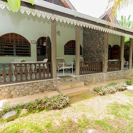 Romance Bungalows Beau Vallon  Buitenkant foto