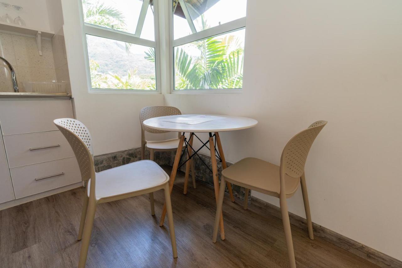 Romance Bungalows Beau Vallon  Buitenkant foto