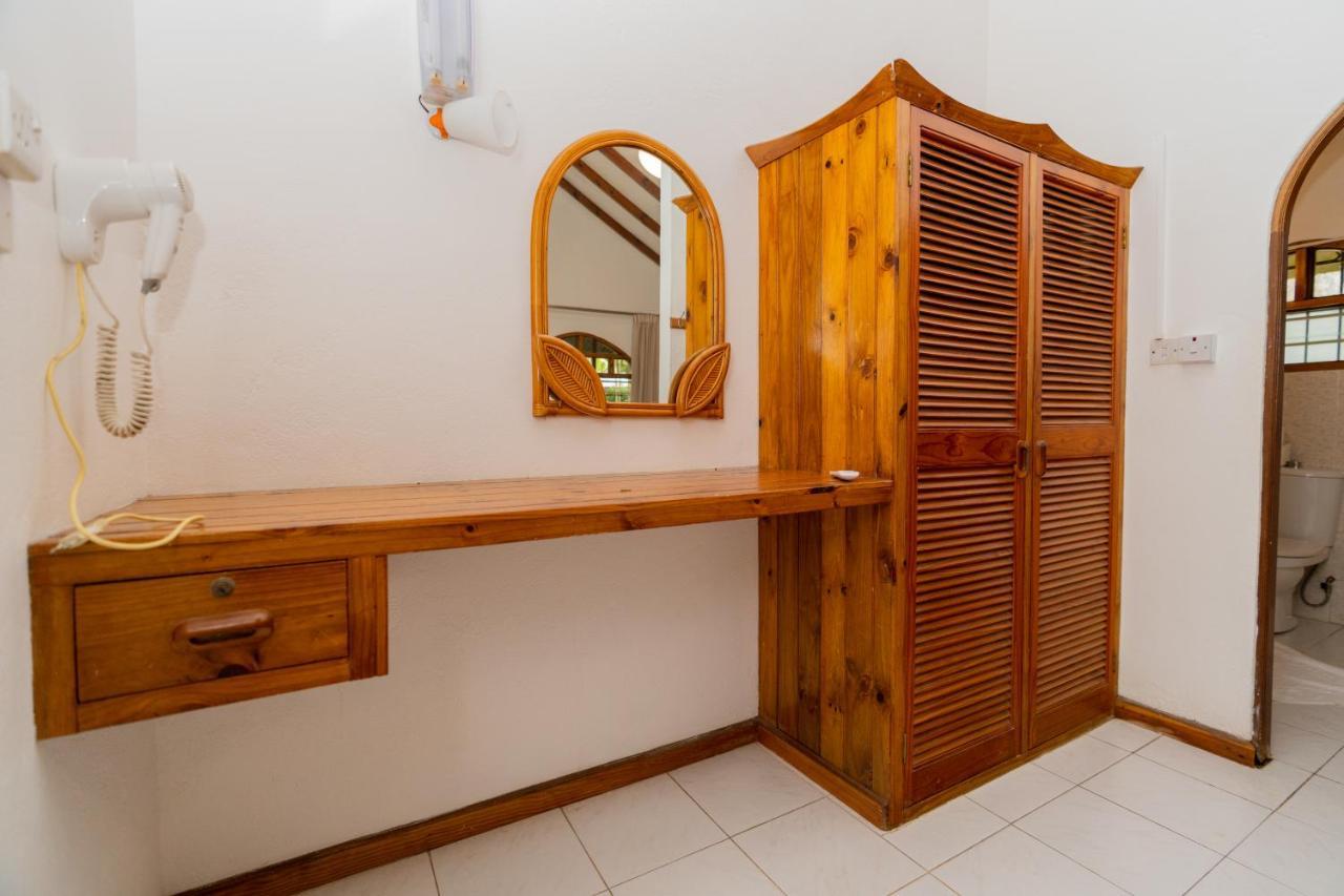 Romance Bungalows Beau Vallon  Buitenkant foto